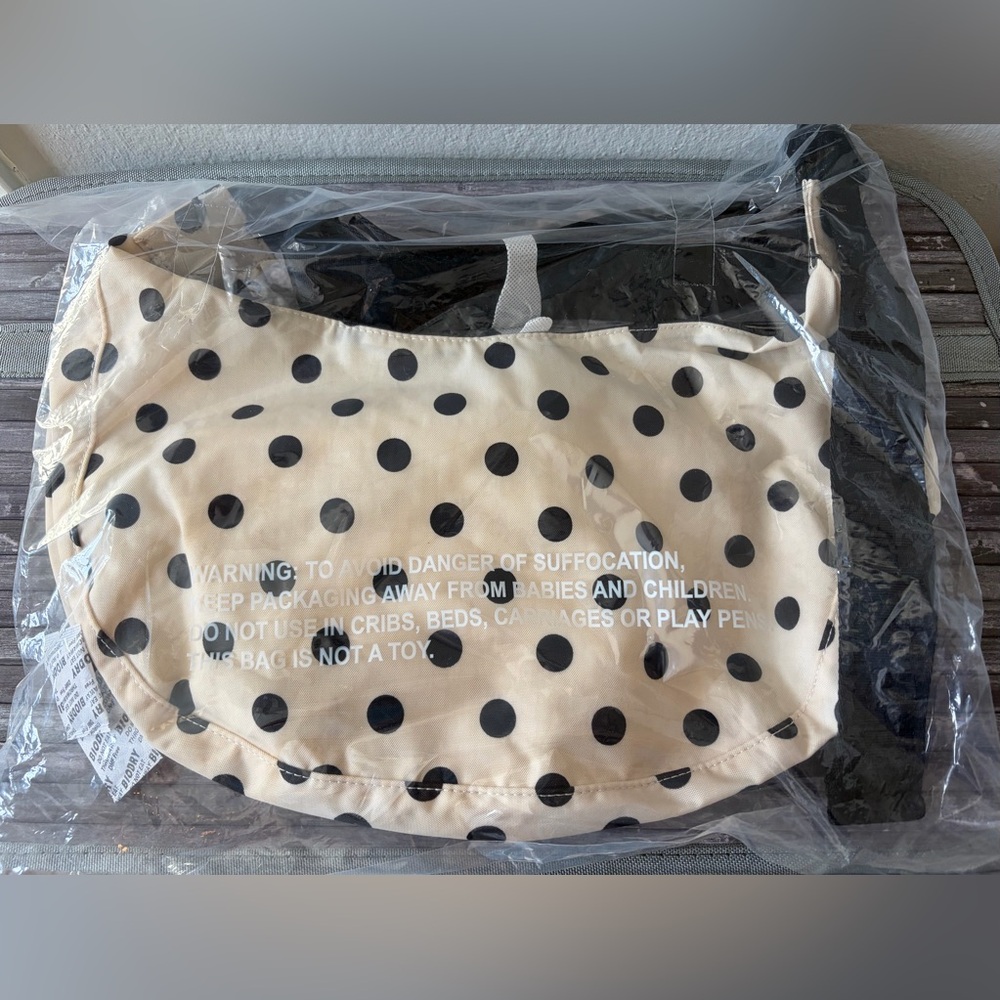 Baggu Medium Crescent Cream and Black Polka Dot NWT